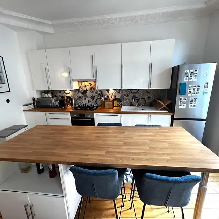 Grand - Proche Du Centre De Apartamento